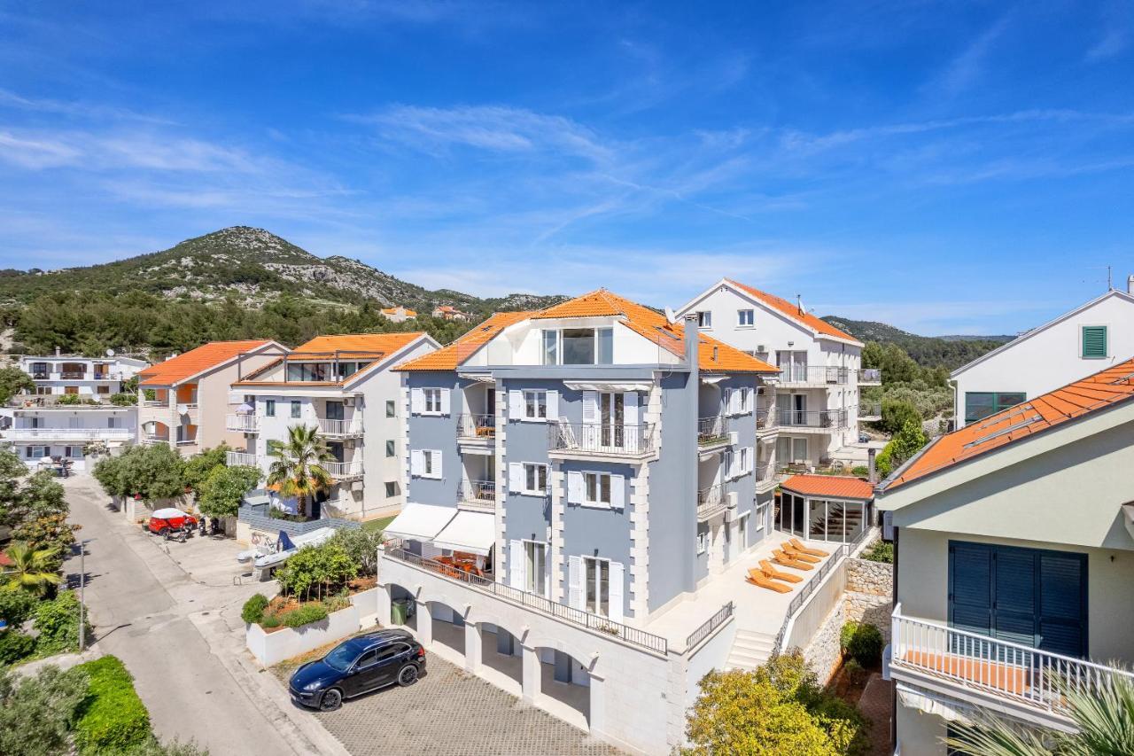 Deluxe Apartments Primi Hvar Town Exterior foto