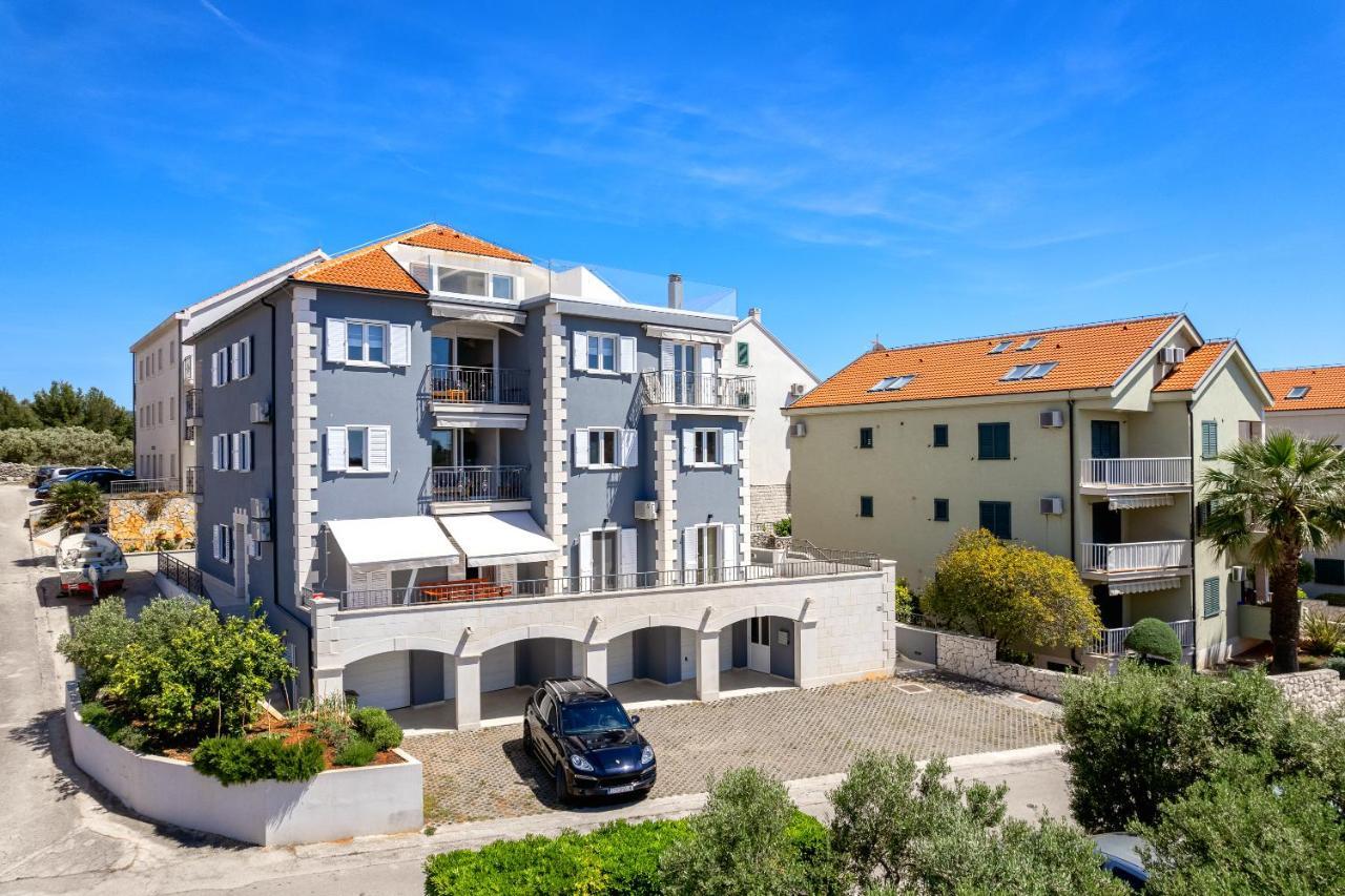 Deluxe Apartments Primi Hvar Town Exterior foto